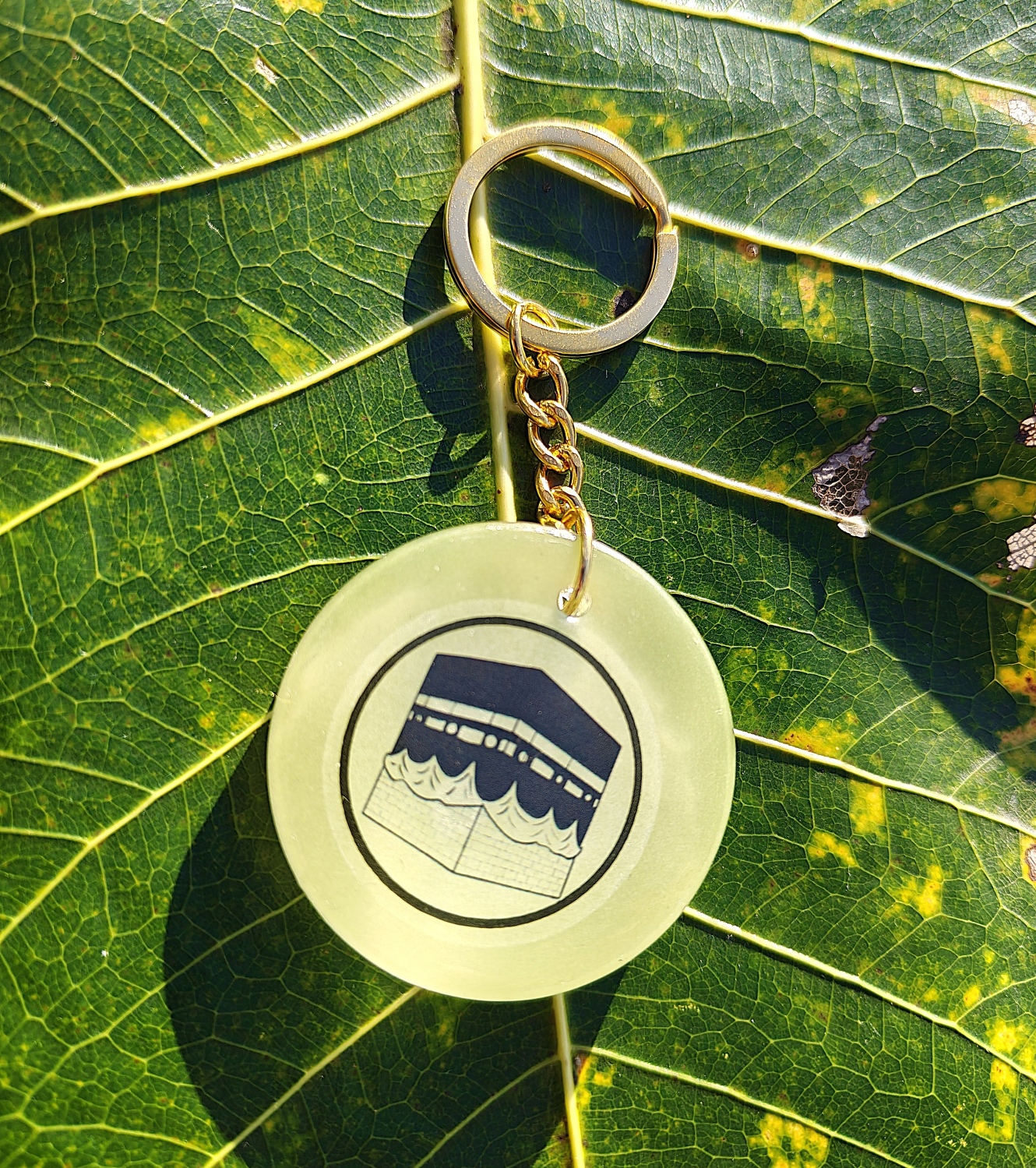 kaaba sharif glow in the dark keychain kaaba sharif glow in the dark keychain